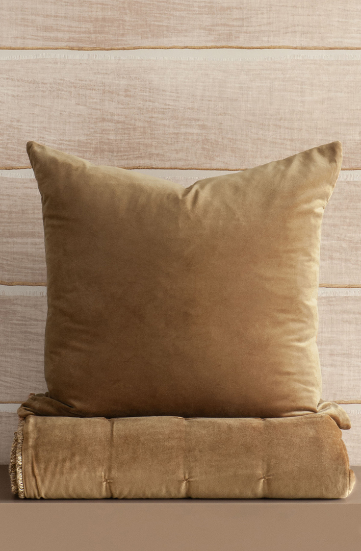 Bianca Lorenne Anello Cedar Comforter | Luxury Velvet Comforter NZ image 3